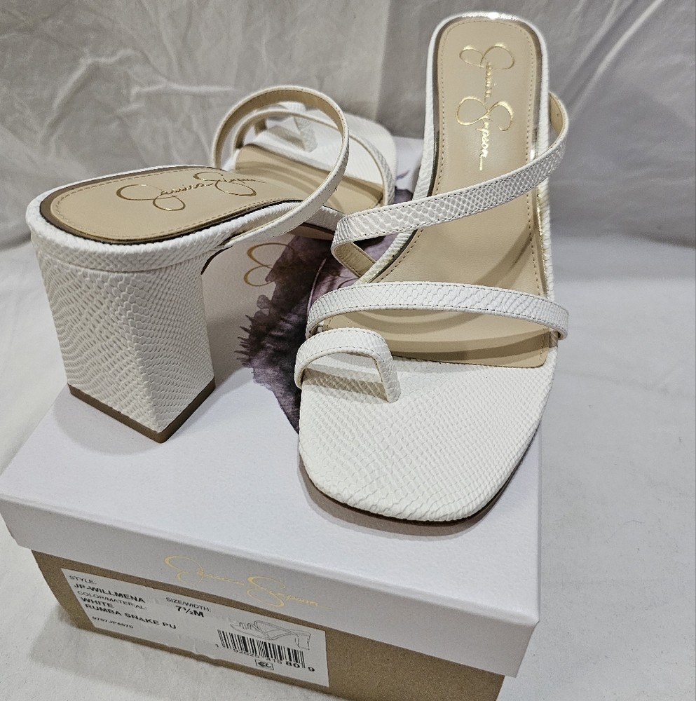 NIB Jessica Simpson White Platform Heels